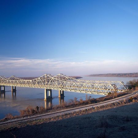 The Bridges Hotel ناتشيز، مسيسيبي المظهر الخارجي الصورة